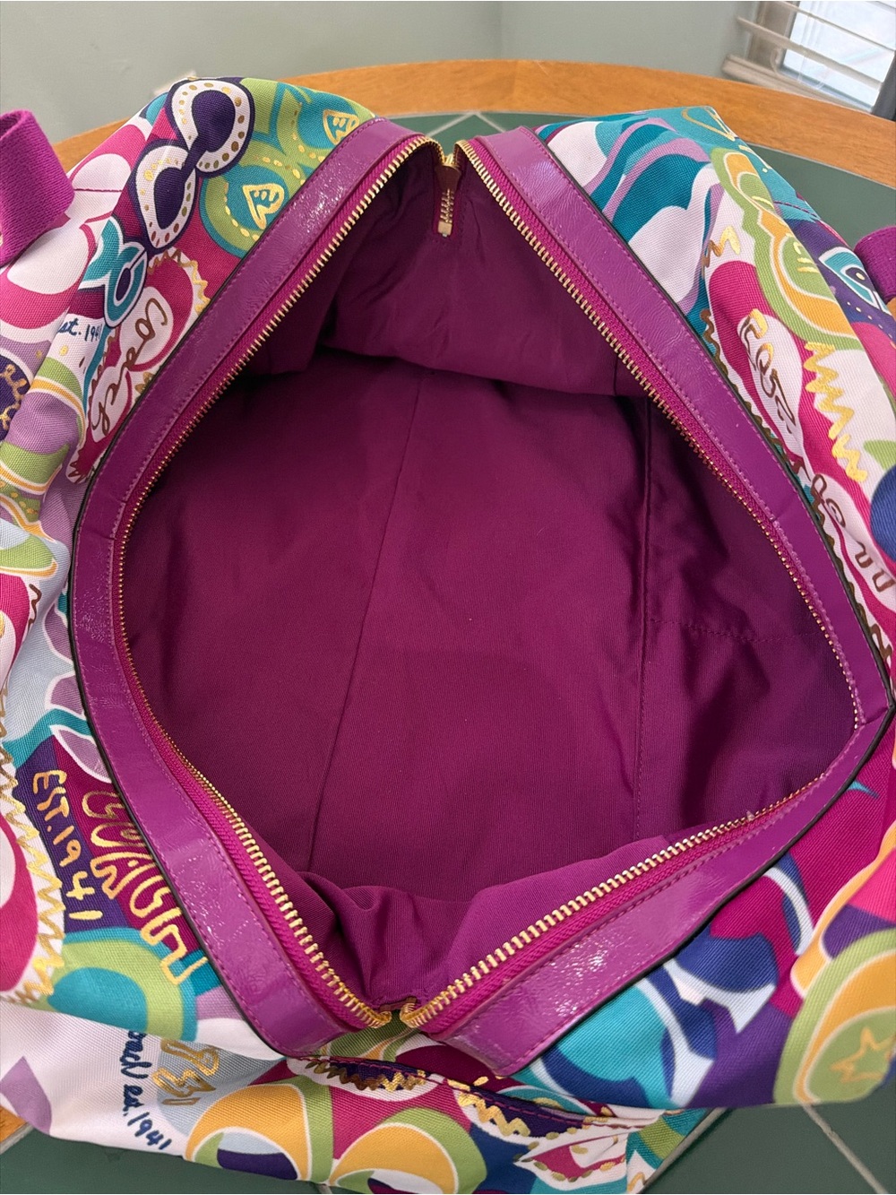 Coach 09 Poppy "Pop C" graffiti-inspired print weekender bag - Picture 4 of 10